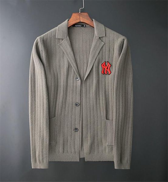 fashion luxury men sweaters cardigan autumn jacquard letters pattern fashion brand knit lapel twist sweater, White;black
fashion luxury men sweaters cardigan autumn jacquard letters pattern fashion brand knit lapel twist sweater, White;black