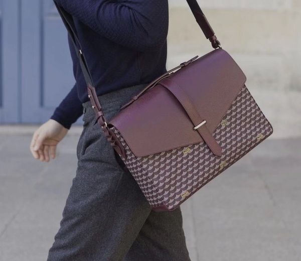 sequined fish-scale pattern new design sell shoulder bag arrival men leather messenger bag
sequined fish-scale pattern new design sell shoulder bag arrival men leather messenger bag