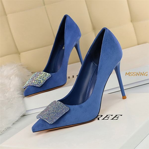 2020 spring autumn luxury women glitter crystal 9cm high heels pumps fashion pointed toe solid wedding party shoes big size, Black
2020 spring autumn luxury women glitter crystal 9cm high heels pumps fashion pointed toe solid wedding party shoes big size, Black