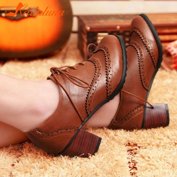 karin 2020 retro square heels big size 43 british style brogue women shoes pumps, Black
karin 2020 retro square heels big size 43 british style brogue women shoes pumps, Black
