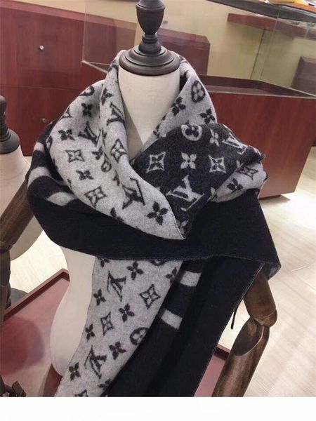 the new autumn and winter scarf designer mink silver silk patchwork two-color classic pattern multi-functional fashion scarf 180*70cm, Blue;gray
the new autumn and winter scarf designer mink silver silk patchwork two-color classic pattern multi-functional fashion scarf 180*70cm, Blue;gray