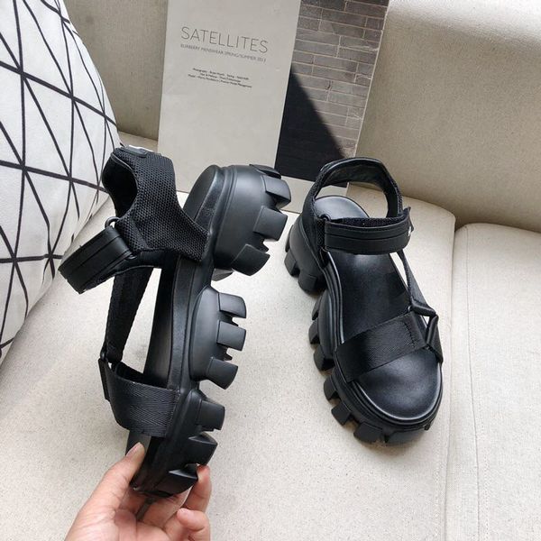 fashion luxury design women shoes platform hook loop sandals cloudbust thunder sandals summer beach designer outdoor shoes, Black
fashion luxury design women shoes platform hook loop sandals cloudbust thunder sandals summer beach designer outdoor shoes, Black