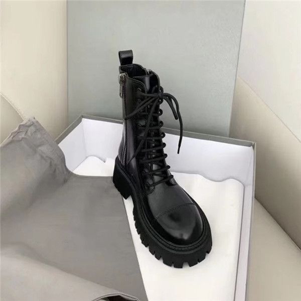 new arrival big head martin boots fashionable black ankle boots with beads genuine real leather wearresistant rubber soles chunky heel
new arrival big head martin boots fashionable black ankle boots with beads genuine real leather wearresistant rubber soles chunky heel