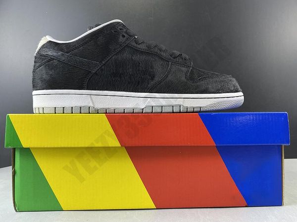 2020 low balck horsehair sb dunk fluffy fabrics skateboard shoes men women fashion comfortable outdoor man womans trainer sneakers cj5378
2020 low balck horsehair sb dunk fluffy fabrics skateboard shoes men women fashion comfortable outdoor man womans trainer sneakers cj5378