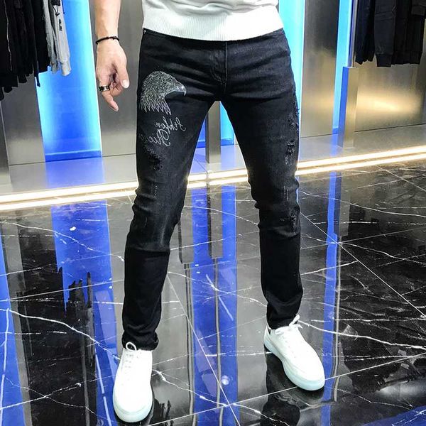 trend 2020 autumn men's fashion pants personality eagle drill mid waist denim versatile slim and handsome small leg pants, Blue
trend 2020 autumn men's fashion pants personality eagle drill mid waist denim versatile slim and handsome small leg pants, Blue