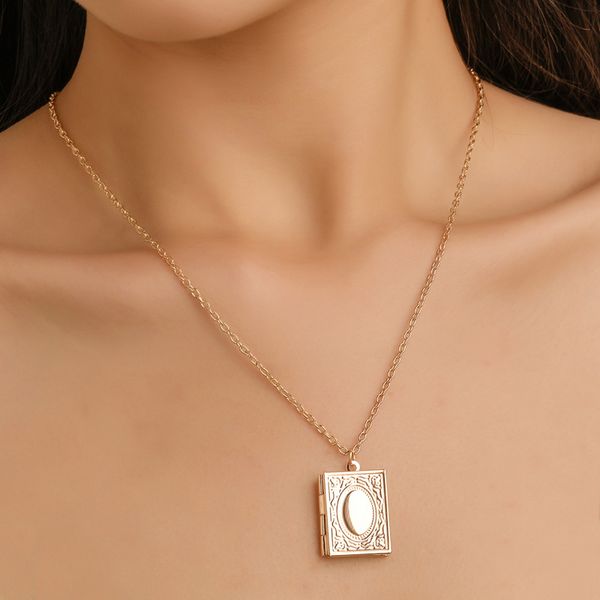 necklace temperament lady pendant fashion simple single layer necklace clavicle chain ladies, Silver
necklace temperament lady pendant fashion simple single layer necklace clavicle chain ladies, Silver