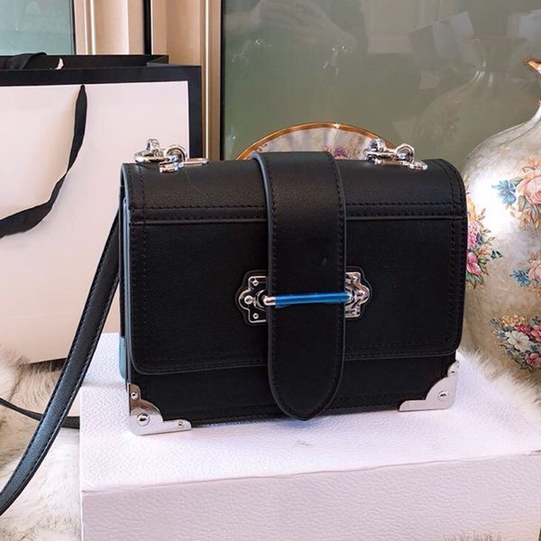 quality bags women leather crossbody messenger brand bag handbags small shoulder designer bags purses fashion bag
quality bags women leather crossbody messenger brand bag handbags small shoulder designer bags purses fashion bag