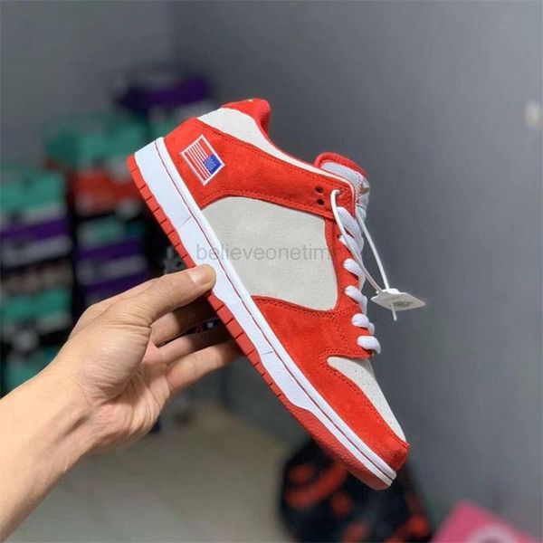 dunk sb low grey white 2020 men women running shoes nasty boys brazil university red champ designer trainers sneakers with box, Black
dunk sb low grey white 2020 men women running shoes nasty boys brazil university red champ designer trainers sneakers with box, Black