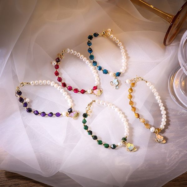 fashion butterfly pendant new temperament bracelet sweet girl bracelet sale, Golden;silver
fashion butterfly pendant new temperament bracelet sweet girl bracelet sale, Golden;silver