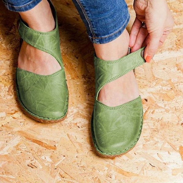 2020 summer women's soft pu flat shoes, round toe, square heel, toe, casual sandals, retro and comfortable, Black
2020 summer women's soft pu flat shoes, round toe, square heel, toe, casual sandals, retro and comfortable, Black
