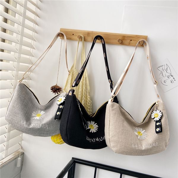 small floral embroidered daisy canvas bag female literary shoulder pack student casual thin section environmental protection
small floral embroidered daisy canvas bag female literary shoulder pack student casual thin section environmental protection
