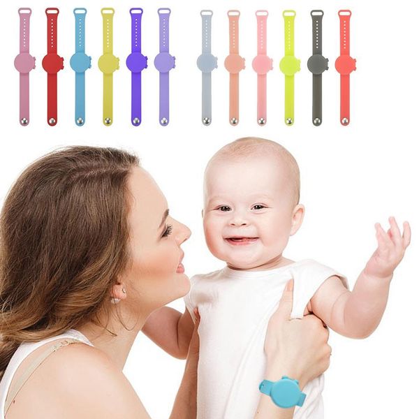 2020 silicone wristband hand sanitizer bracelet disinfectant repellent suncream lotion dispenser outdoor kids portable soap dispenser
2020 silicone wristband hand sanitizer bracelet disinfectant repellent suncream lotion dispenser outdoor kids portable soap dispenser