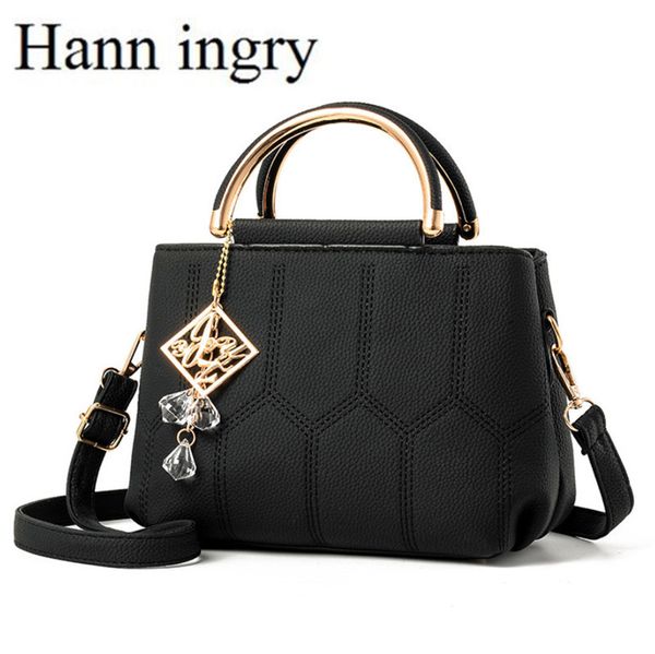 hann ingry women's slant shoulder handbag fashion lattice tassels luxury metal handles pu single shoulder bag h184d
hann ingry women's slant shoulder handbag fashion lattice tassels luxury metal handles pu single shoulder bag h184d