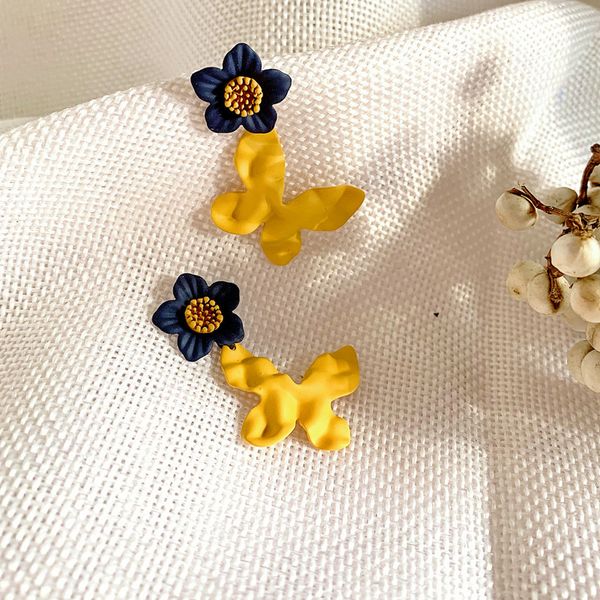 shela s925 sterling silverpins flower stud earrings for women yellow dark blue color bohemian holiday fashion jewelry01, Golden;silver
shela s925 sterling silverpins flower stud earrings for women yellow dark blue color bohemian holiday fashion jewelry01, Golden;silver