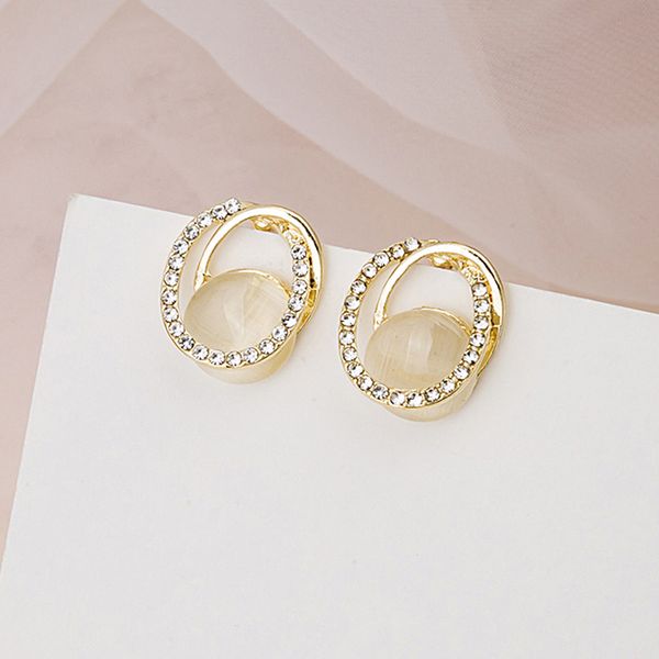 cat eye stone women's earrings bohemia vintage piercing gold color clip on earrings for women korean style stud jewelry, Golden;silver
cat eye stone women's earrings bohemia vintage piercing gold color clip on earrings for women korean style stud jewelry, Golden;silver