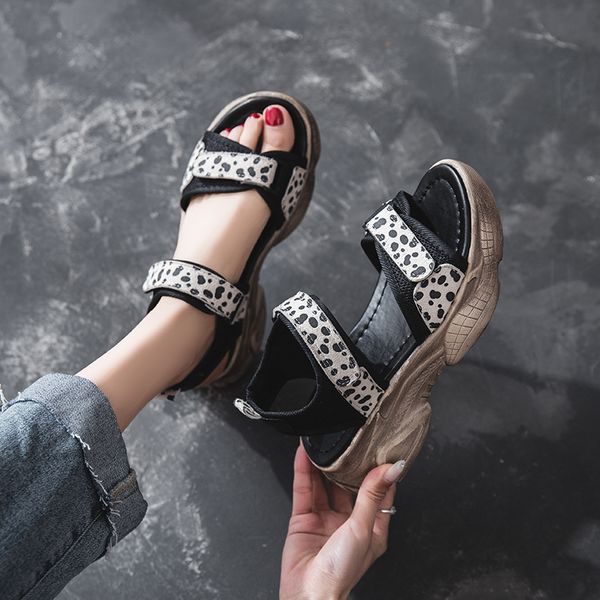 sport summer women 6cm platform training sandals students woman heel walking shoes girls sport female wedge outdoor sandals
sport summer women 6cm platform training sandals students woman heel walking shoes girls sport female wedge outdoor sandals