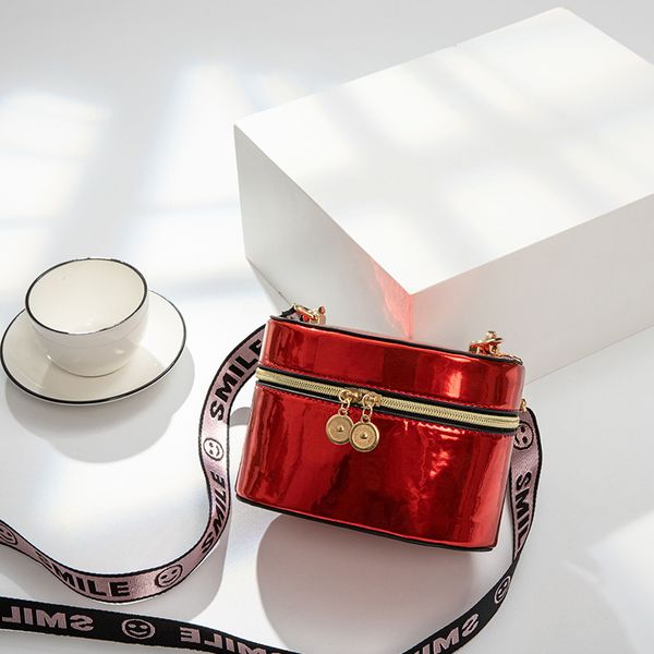 qudai 2020 party bag laser women shoulder bag female messenger bags for lady design exquisite crossbody bucket bolsos mujer
qudai 2020 party bag laser women shoulder bag female messenger bags for lady design exquisite crossbody bucket bolsos mujer