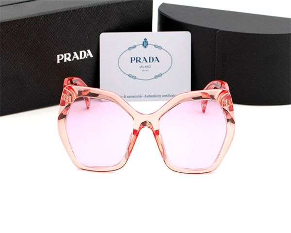 the latest fashion sunglasses for men and women with good-looking men's and women's fashion accessories high-end fashion, Black
the latest fashion sunglasses for men and women with good-looking men's and women's fashion accessories high-end fashion, Black