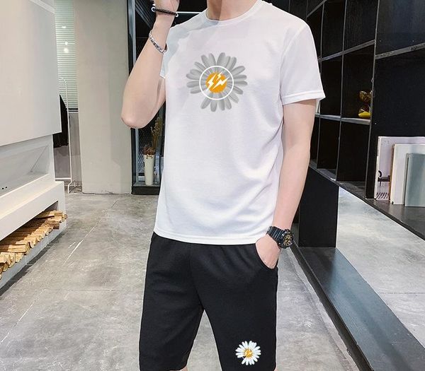 men's tracksuits 2020 fashion new mens small daisy print two-piece leisure suit casual men active breathable suits 4 colors size -4xl, Gray
men's tracksuits 2020 fashion new mens small daisy print two-piece leisure suit casual men active breathable suits 4 colors size -4xl, Gray