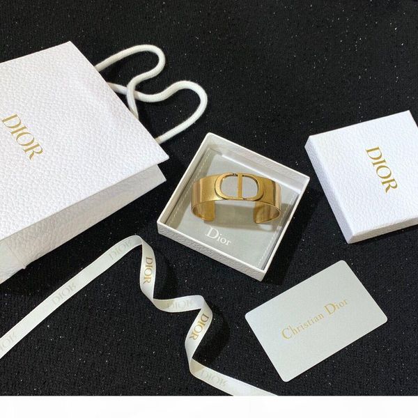 2020 new luxury designer jewelry women bracelets letter brass bracelet vintage luxury designer cuff bracelet with box, Black
2020 new luxury designer jewelry women bracelets letter brass bracelet vintage luxury designer cuff bracelet with box, Black