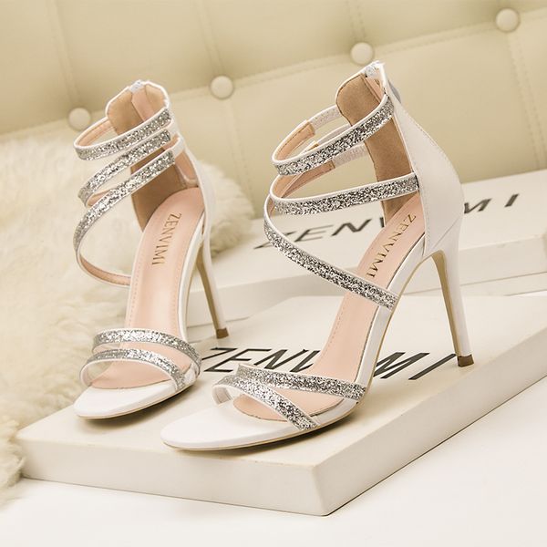 fashion women sandals blingbling high heels summer leather shoes classics black white open toe zip cover heel woman party shoes
fashion women sandals blingbling high heels summer leather shoes classics black white open toe zip cover heel woman party shoes