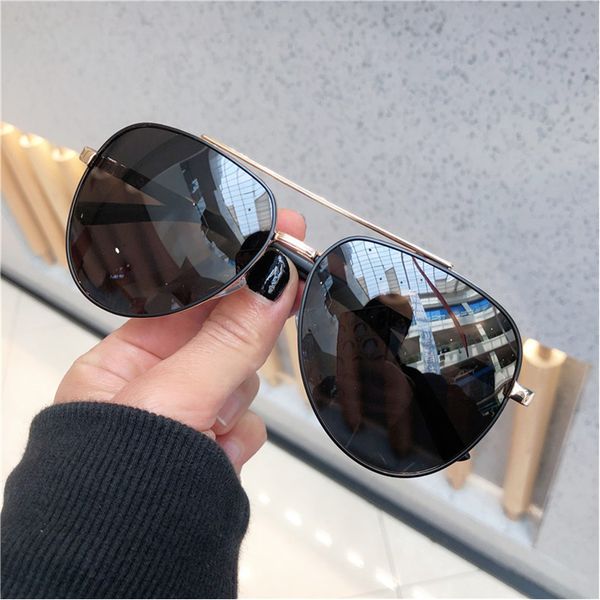 2020 pilot men's sunglasses vintage luxury metal sun glasses women fashion black shades glasses, White;black
2020 pilot men's sunglasses vintage luxury metal sun glasses women fashion black shades glasses, White;black