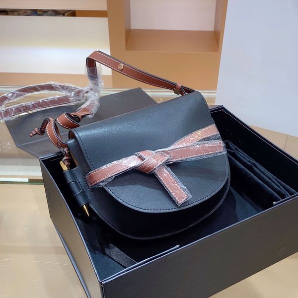 fashion saddle bag leather new arrival woman mini crossbody women shoulder bag colorful purses
fashion saddle bag leather new arrival woman mini crossbody women shoulder bag colorful purses