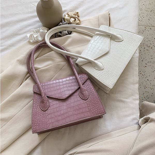 ingenious2020 elegant female crocodile pattern tote decent high-quality leather women's designer handbag travel shoulder bags ar
ingenious2020 elegant female crocodile pattern tote decent high-quality leather women's designer handbag travel shoulder bags ar
