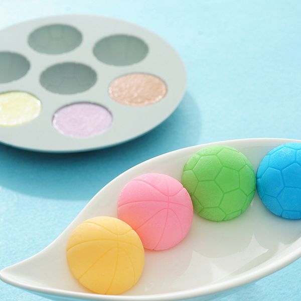 baking moulds 3d football silicone mold balls fondant cake decorations tools cookies chocolate mould confectionery pastry
baking moulds 3d football silicone mold balls fondant cake decorations tools cookies chocolate mould confectionery pastry