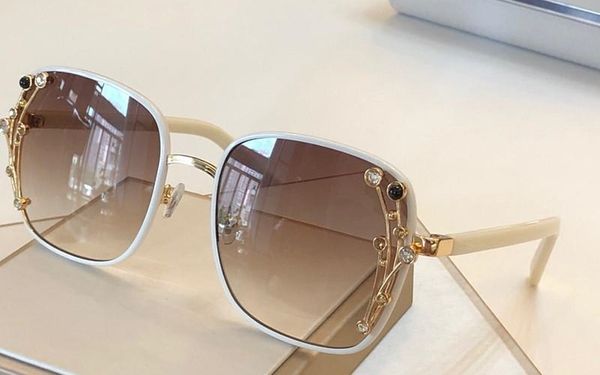 luxury jimmy gayfs sunglasses for women designer fashion uv protection coating mirror lens full frame plated frame come with cas, White;black
luxury jimmy gayfs sunglasses for women designer fashion uv protection coating mirror lens full frame plated frame come with cas, White;black