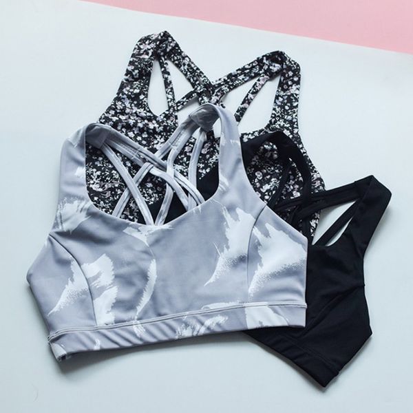 new beauty back sports brassiere high strength -resistant sports underwear non-steel ring yoga /30, White;black
new beauty back sports brassiere high strength -resistant sports underwear non-steel ring yoga /30, White;black