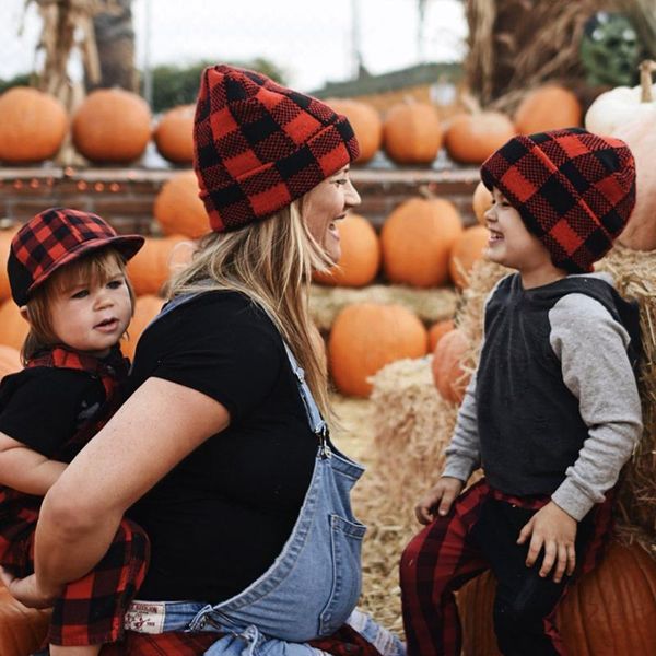 fashion hairball lattice mom and baby knitting keep warm hat home christmas hat decoration accessories navidad droshipping
fashion hairball lattice mom and baby knitting keep warm hat home christmas hat decoration accessories navidad droshipping
