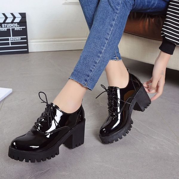 new black high heels shoes women pumps fashion patent leather platform shoes woman round toe mujer
new black high heels shoes women pumps fashion patent leather platform shoes woman round toe mujer