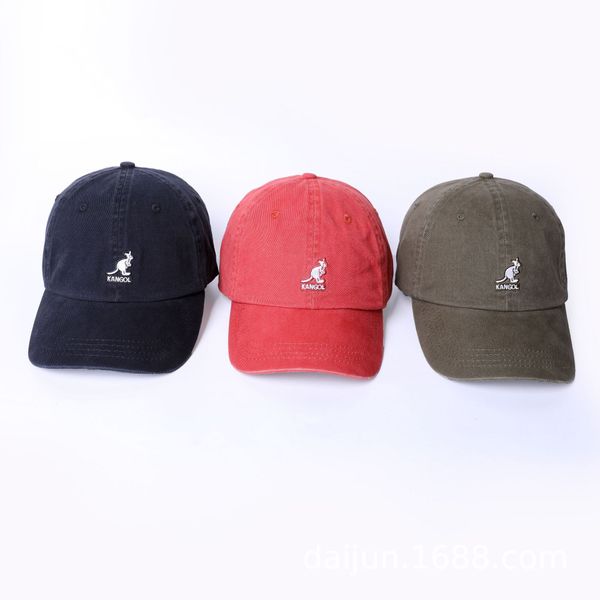 Animals Cartoon Embroidery Baseball Caps Kangol Design Retro Baseball Caps Three Colors Available
Animals Cartoon Embroidery Baseball Caps Kangol Design Retro Baseball Caps Three Colors Available