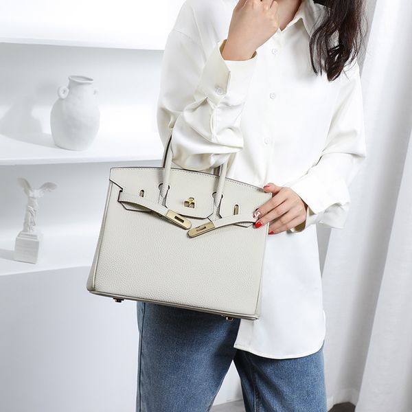 womens bag 2020 new style full-grain leather bag fashion all-match messenger bag genuine leather handbag shoulder small ck birkin
womens bag 2020 new style full-grain leather bag fashion all-match messenger bag genuine leather handbag shoulder small ck birkin