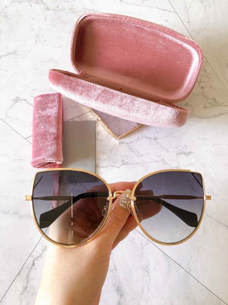 woman high-grade 2020 new designer luxury womens sunglasses women sun glasses 062s cateye sunglasses gafas de sol mujer lunette
woman high-grade 2020 new designer luxury womens sunglasses women sun glasses 062s cateye sunglasses gafas de sol mujer lunette