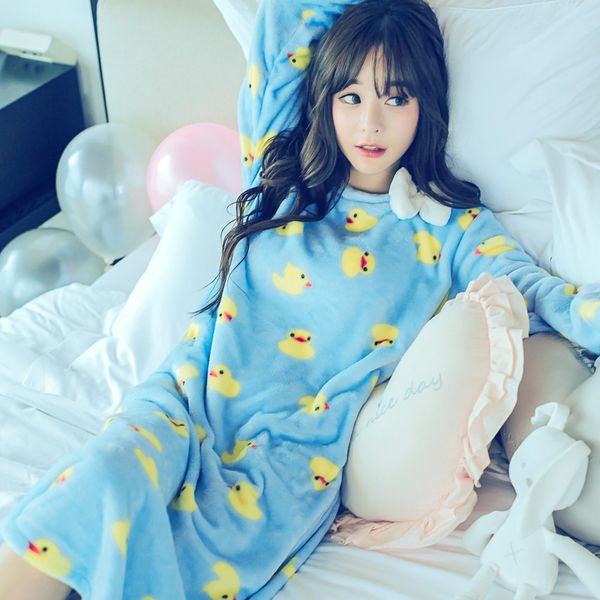 autumn winter women pajamas long sleeved flannel nightgown duck loose coral velvet dress suit female home wear warm sleep skirt, Black;red
autumn winter women pajamas long sleeved flannel nightgown duck loose coral velvet dress suit female home wear warm sleep skirt, Black;red