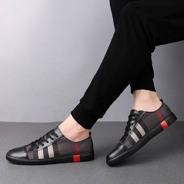 men's casual comfortable shoes pure color mesh sports men's shoes low-cut sports absorption running, Black
men's casual comfortable shoes pure color mesh sports men's shoes low-cut sports absorption running, Black