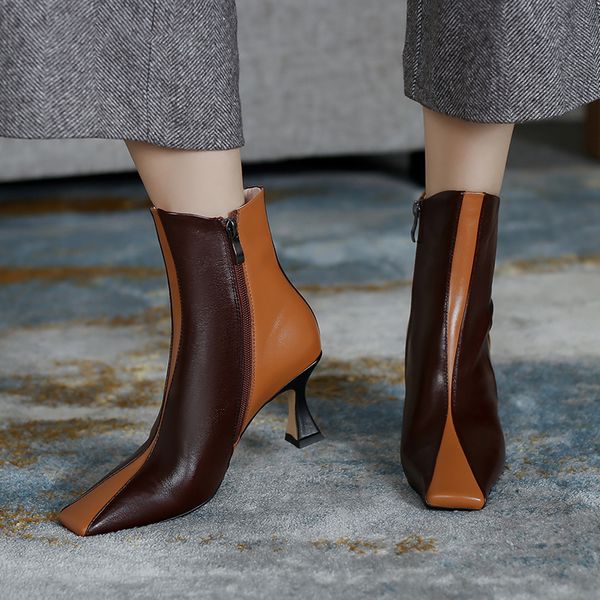 winter boots women genuine leather ankle ladies retro office short boots slip on zipper shoes 2020 black woman thick heel boots
winter boots women genuine leather ankle ladies retro office short boots slip on zipper shoes 2020 black woman thick heel boots