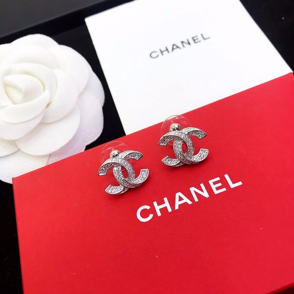 luxury designer jewelry women earrings selling new fashion pearl letter earrings jewelry women earrings with box r6, Golden
luxury designer jewelry women earrings selling new fashion pearl letter earrings jewelry women earrings with box r6, Golden