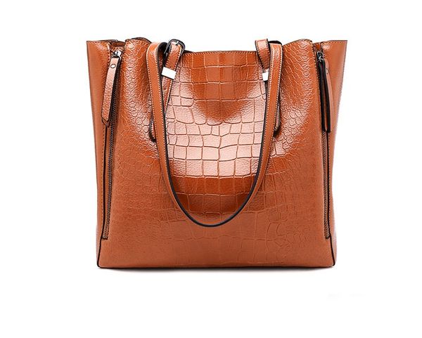 luxury genuine leather women handbags 2020 brand designer female totes bag simple casual leather women shoulder bags lady c1372
luxury genuine leather women handbags 2020 brand designer female totes bag simple casual leather women shoulder bags lady c1372