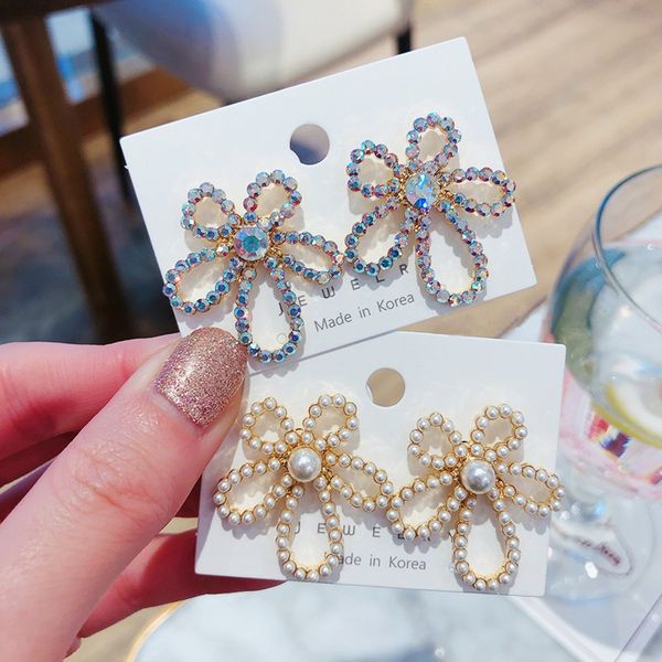 mengjiqiao 2020 new arrival handmade elegant pearl flower big stud earrings for women fashion shiny crystal oorbellen jewelry, Golden;silver
mengjiqiao 2020 new arrival handmade elegant pearl flower big stud earrings for women fashion shiny crystal oorbellen jewelry, Golden;silver