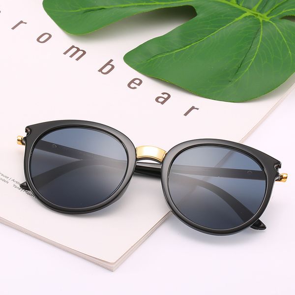 2020 new simple sunglasses round fashion personality bright glasses ladies big frame korean version face repair sunglasses, White;black
2020 new simple sunglasses round fashion personality bright glasses ladies big frame korean version face repair sunglasses, White;black