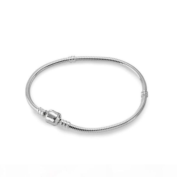 100% 925 sterling silver bracelets with original box 3mm snake chain fit designer charm beads bangle bracelet jewelry for women men, Golden;silver
100% 925 sterling silver bracelets with original box 3mm snake chain fit designer charm beads bangle bracelet jewelry for women men, Golden;silver