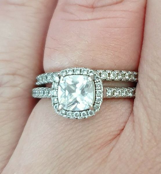engagement ring with a matching band, pt950 cushion cut 7mm brilliant df vs moissanit, Silver
engagement ring with a matching band, pt950 cushion cut 7mm brilliant df vs moissanit, Silver