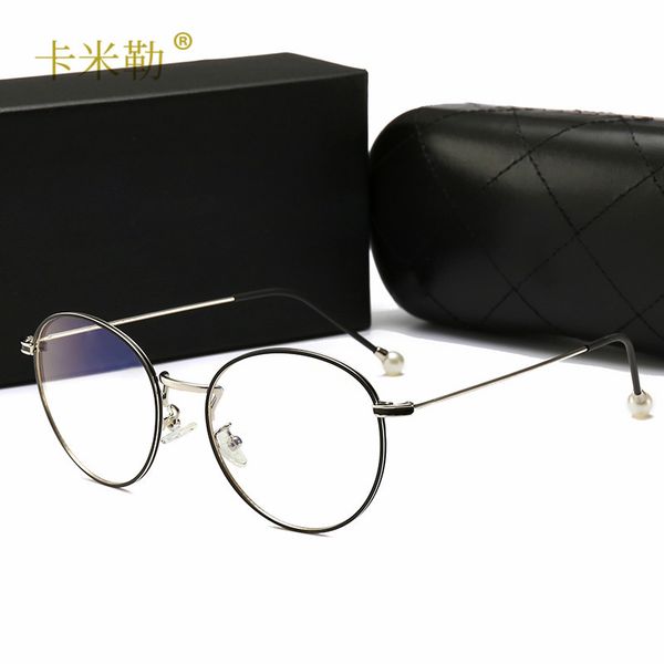 uv400 polarised driving sun glasses for men polarized stylish sunglasses male goggle eyewear oculos feminino 9008, White;black
uv400 polarised driving sun glasses for men polarized stylish sunglasses male goggle eyewear oculos feminino 9008, White;black