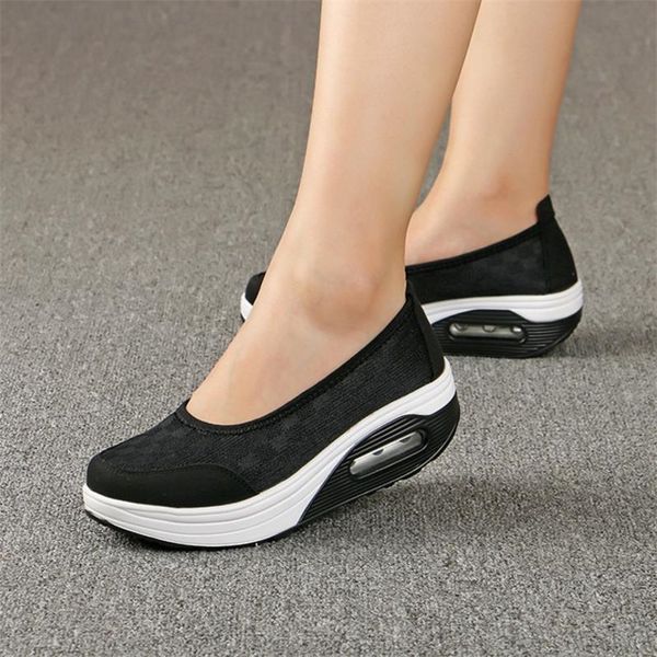 2020 new women's thick-soled shoes shake fashion casual shake shoes thick bottom sponge cake single cushion, Black
2020 new women's thick-soled shoes shake fashion casual shake shoes thick bottom sponge cake single cushion, Black
