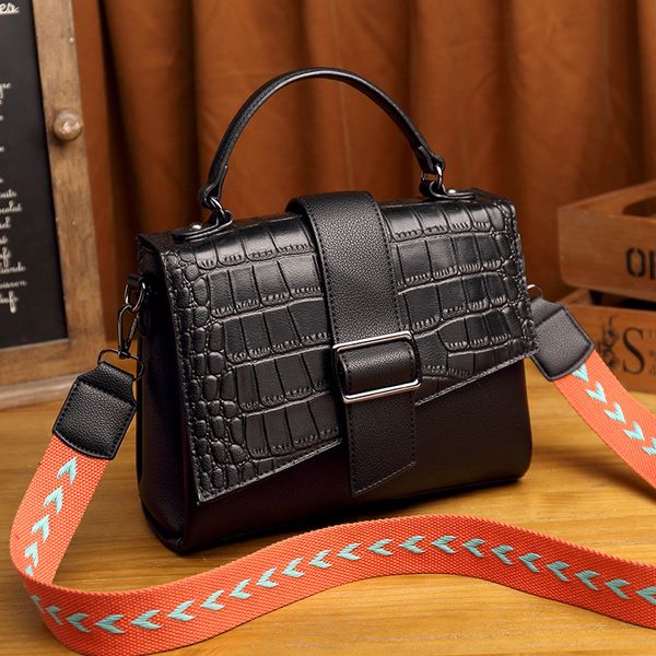 fashion luxury female tote bags 2020 new women designer alligator handbag quality pu leather flip shoulder messenger bags sac
fashion luxury female tote bags 2020 new women designer alligator handbag quality pu leather flip shoulder messenger bags sac