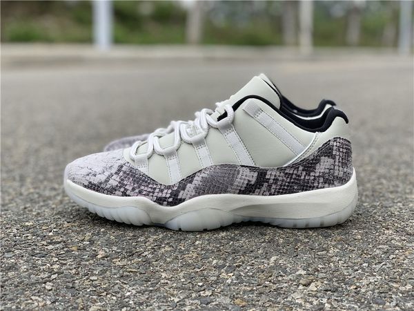 Best quality 11 XI GREY Low MEN basketball shoes sports sneakers fashion outdoor trainers with box size 40-47 wholesale 8-13
Best quality 11 XI GREY Low MEN basketball shoes sports sneakers fashion outdoor trainers with box size 40-47 wholesale 8-13