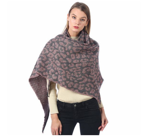 factory wholesale 2020 models autumn and winter cashmere scarf women's triangle scarf classic leopard print warm s, Black;white
factory wholesale 2020 models autumn and winter cashmere scarf women's triangle scarf classic leopard print warm s, Black;white